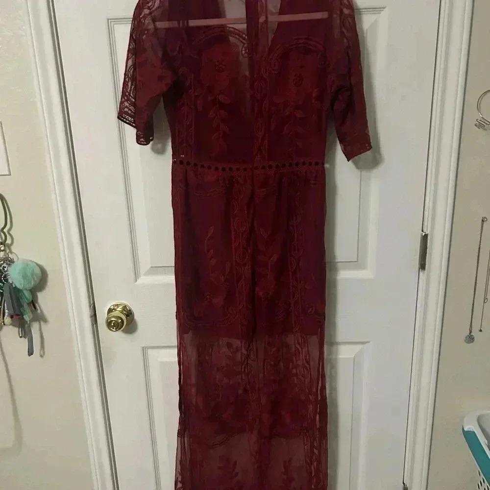 Red dress - Picture 5 of 6